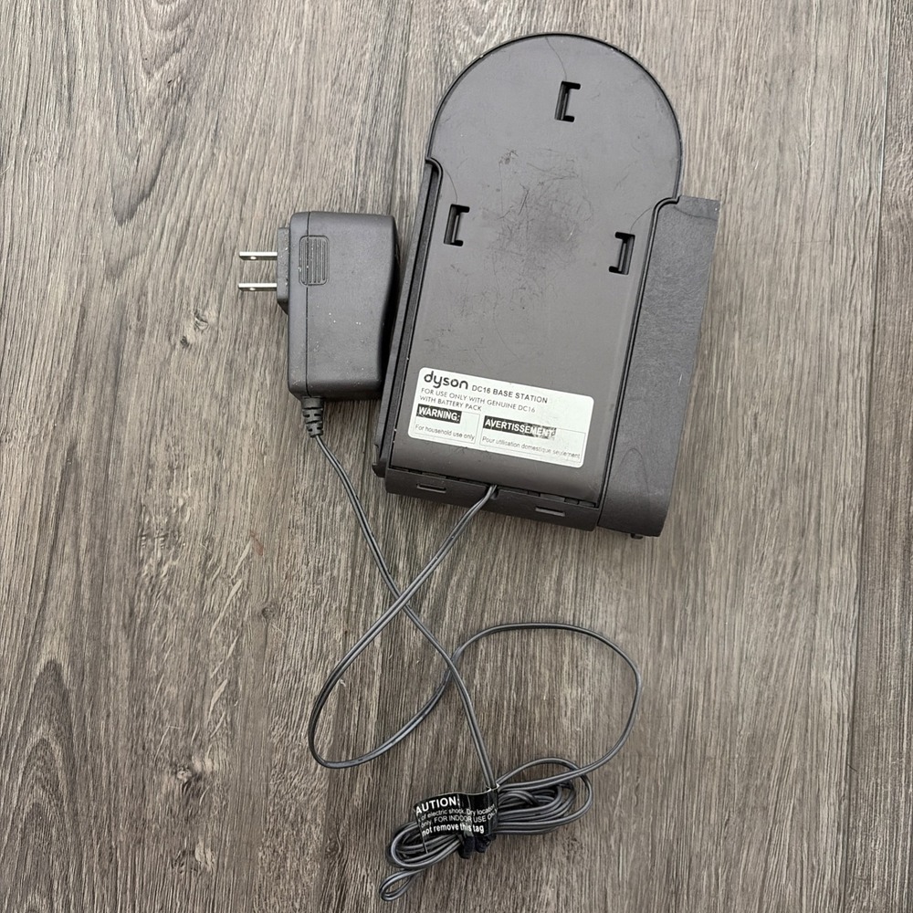 Dyson DC16 Animal Bagless Handheld Vacuum Cordless Cleaner With Battery Tested - Picture 5 of 7